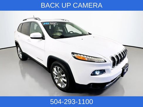 Used 2017 Jeep Cherokee Limited image 3