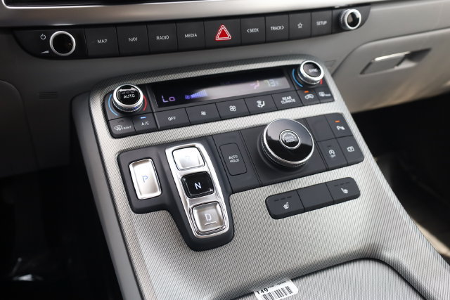 Used 2024 Hyundai Palisade SEL FWD image 19