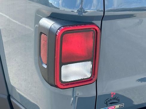 New 2026 Jeep Gladiator Sport image 10