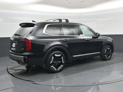 Used 2025 Kia Telluride S AWD/4WD image 3