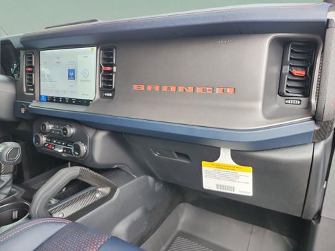 New 2025 Ford Bronco Raptor AWD/4WD image 19