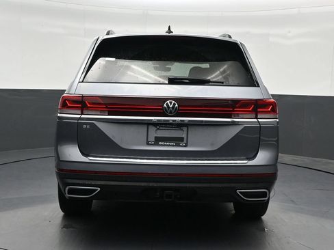 Used 2024 Volkswagen Atlas SE FWD image 4