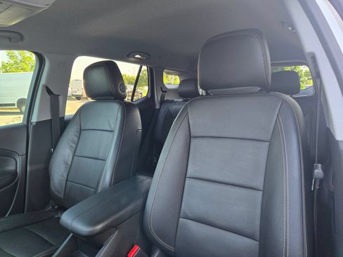 Used 2020 GMC Terrain SLT w/ Preferred Package FWD image 24