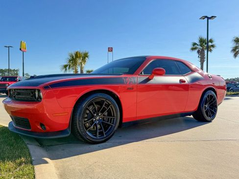 Used 2023 Dodge Challenger R/T Scat Pack w/ T/A Package image 28