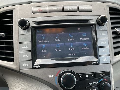 Used 2015 Toyota Venza XLE AWD/4WD image 18