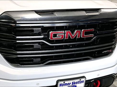 Used 2022 GMC Sierra 1500 AT4 w/ AT4 Premium Package image 30