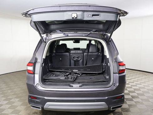 Used 2024 Honda Pilot Touring image 16