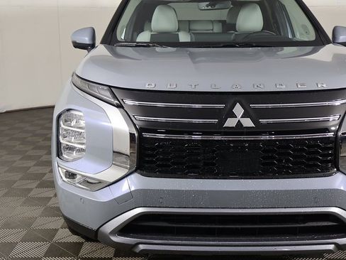 New 2026 Mitsubishi Outlander SE FWD image 14