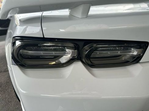 Used 2019 Chevrolet Camaro ZL1 RWD image 27