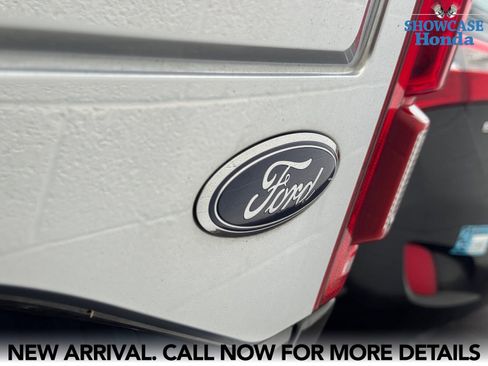 Used 2015 Ford F150 Platinum w/ Equipment Group 701A Luxury image 9