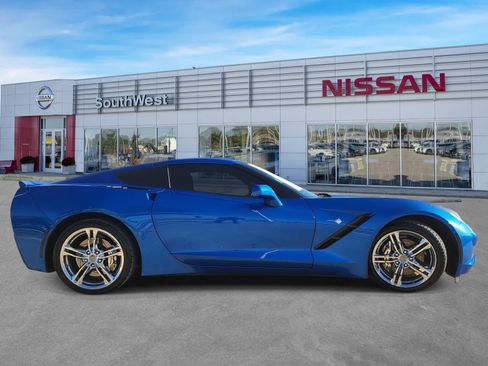 Used 2016 Chevrolet Corvette Stingray Coupe w/ 2LT Preferred Equipment Group image 6