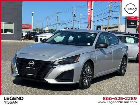 Certified 2024 Nissan Altima 2.5 SV FWD image 4