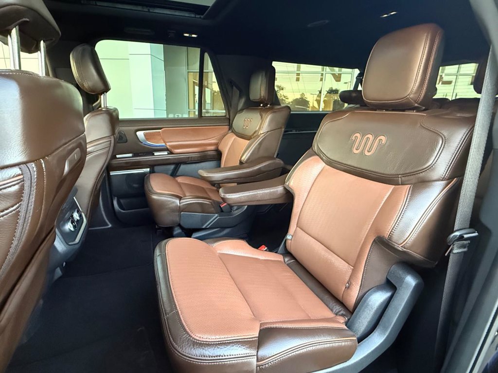 Used 2025 Ford Expedition Max King Ranch AWD/4WD image 17