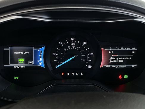 Used 2019 Ford Fusion SE image 29