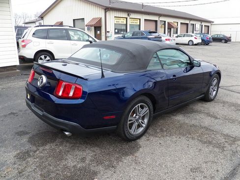 Used 2011 Ford Mustang Premium w/ 201A Rapid Spec Order Code image 4