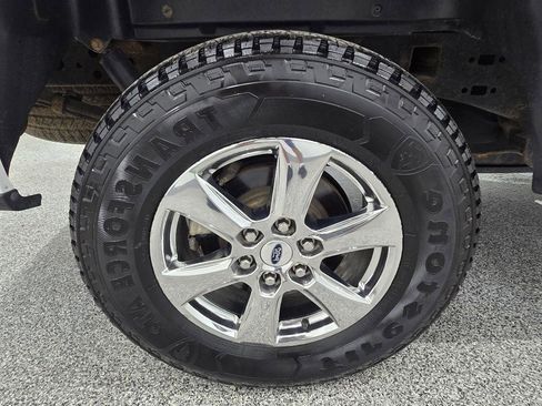 Used 2019 Ford F150 XLT w/ Equipment Group 302A Luxury AWD/4WD image 32