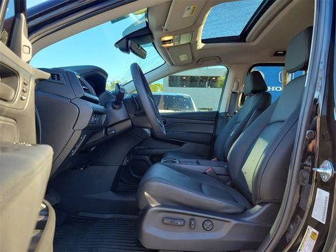 Certified 2026 Honda Odyssey EX-L image 28