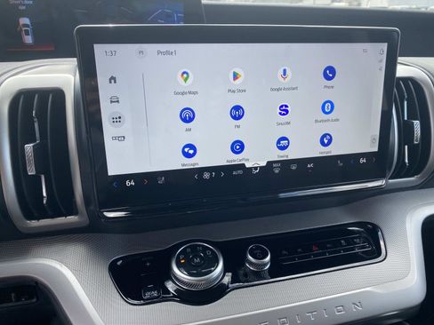 New 2026 Ford Expedition Active RWD image 16