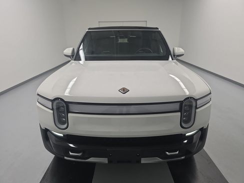 Used 2024 Rivian R1S Adventure Quad AWD/4WD image 8