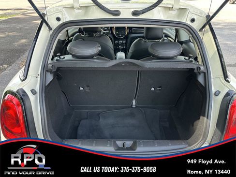 Used 2019 MINI Cooper S w/ Signature Upholstery Package FWD image 26