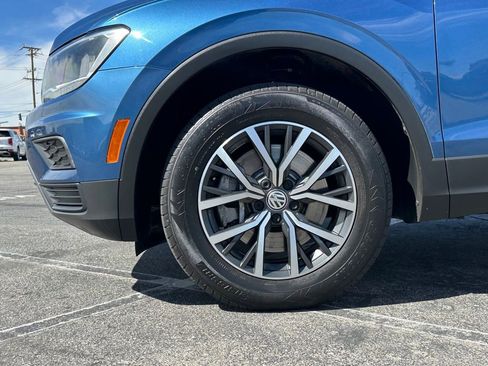 Used 2019 Volkswagen Tiguan SE image 11