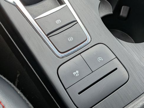 Used 2024 Ford Escape ST-Line FWD image 32