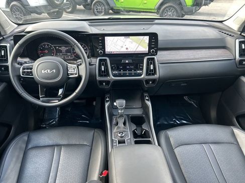 Used 2023 Kia Sorento X-Line EX image 36