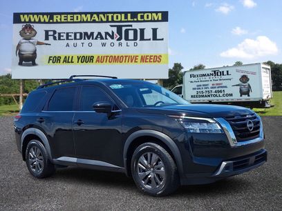 Used 2022 Nissan Pathfinder SV