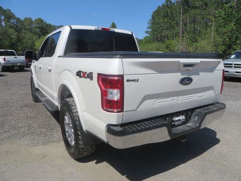 Used 2019 Ford F150 Lariat image 8