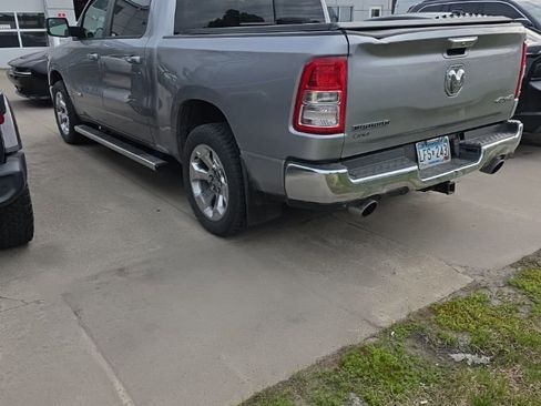 Used 2020 RAM 1500 Big Horn AWD/4WD image 3