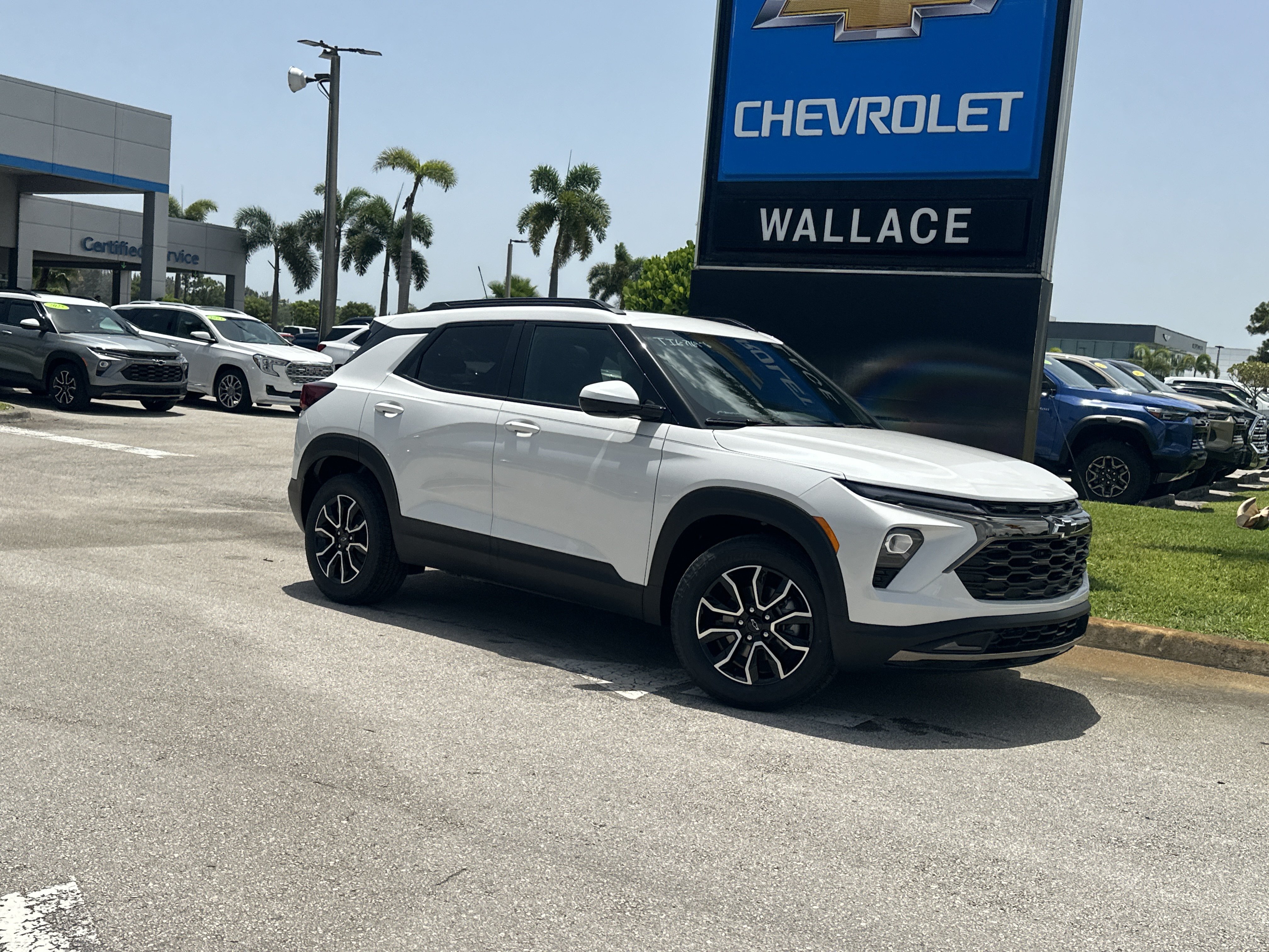New 2026 Chevrolet TrailBlazer ACTIV w/ Convenience Package FWD image 2