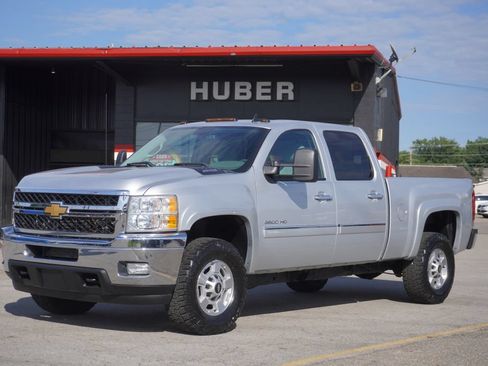 Used 2014 Chevrolet Silverado 3500 LT w/ Custom Sport Truck Package AWD/4WD image 1