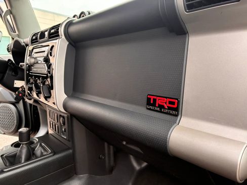 Used 2007 Toyota FJ Cruiser 4WD image 27