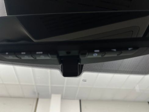 Used 2024 Nissan Armada Platinum w/ Captain's Chairs Package image 84