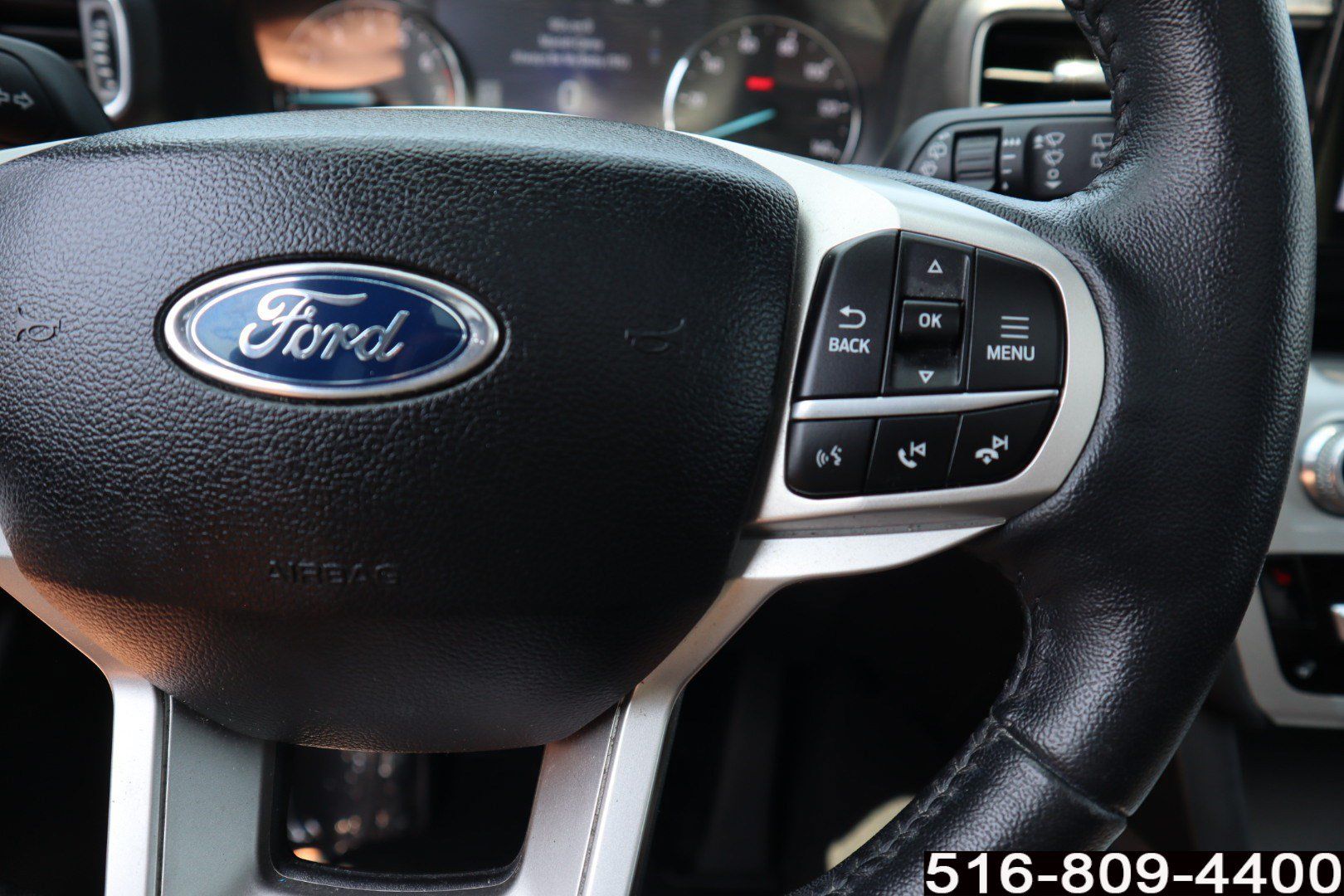 Used 2022 Ford Explorer XLT w/ Equipment Group 202A AWD/4WD image 22