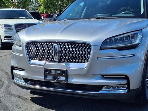 Used 2020 Lincoln Aviator Reserve image 21