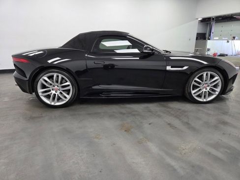Used 2016 Jaguar F-TYPE R image 16