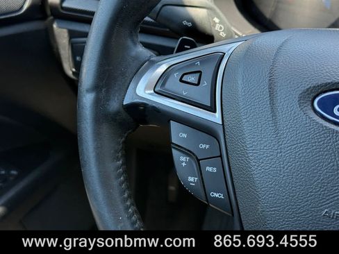 Used 2018 Ford Fusion SE w/ Equipment Group 201A FWD image 20
