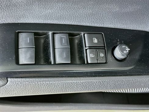 Used 2025 Toyota Camry LE FWD image 15