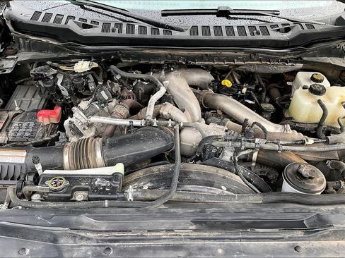 Used 2025 Ford F350 XLT AWD/4WD image 29
