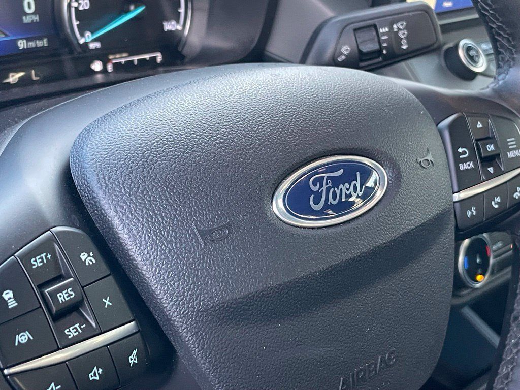 Used 2023 Ford Maverick Tremor w/ Tremor Off-Road Package AWD/4WD image 6