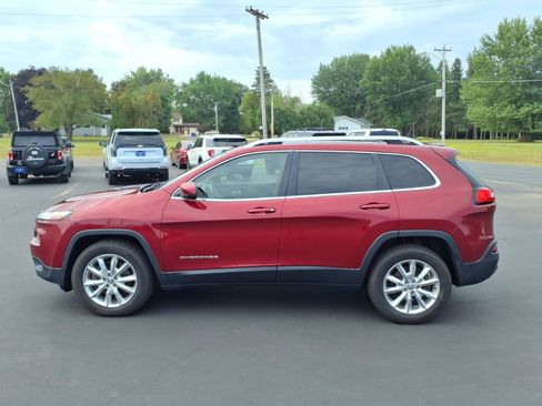 Used 2015 Jeep Cherokee Limited w/ Trailer Tow Group AWD/4WD image 2