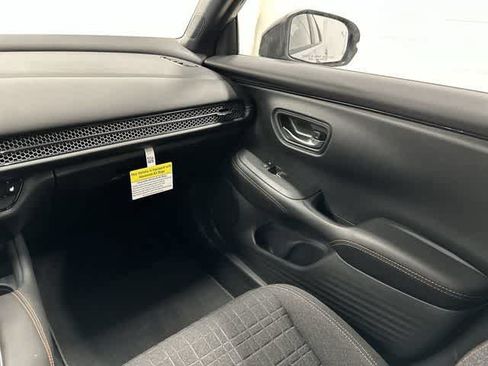 Certified 2026 Honda HR-V Sport image 13