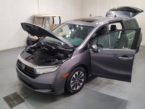 Used 2024 Honda Odyssey EX-L image 12