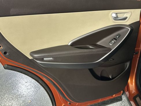 Used 2017 Hyundai Santa Fe Sport w/ 2.4L Tech Package 04 image 30