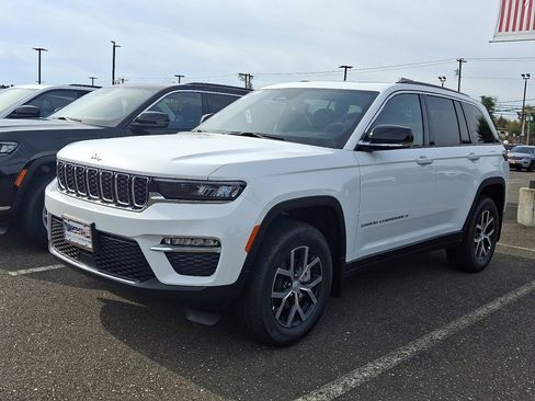 New 2025 Jeep Grand Cherokee Limited w/ MOPAR Finishing Package image 1