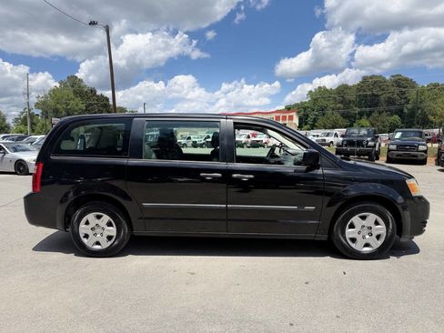 Used 2008 Dodge Grand Caravan SE FWD image 4