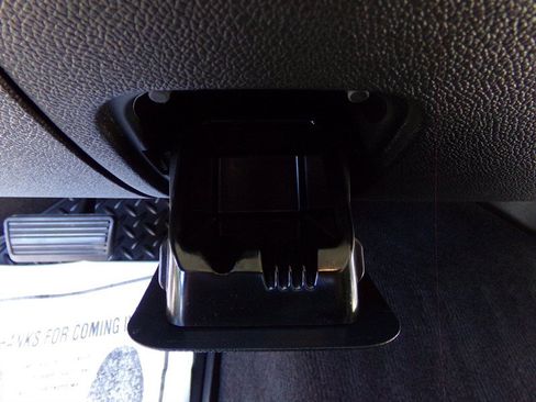 Used 2011 Chevrolet Silverado 1500 LT AWD/4WD image 26