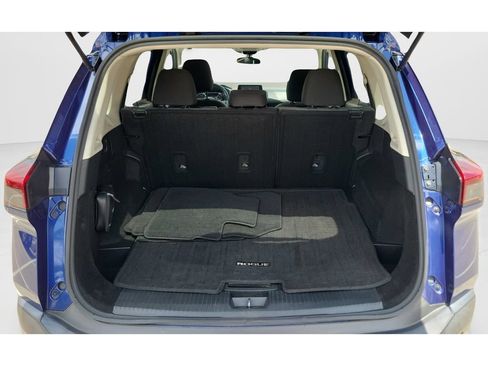 Used 2021 Nissan Rogue SV FWD image 14