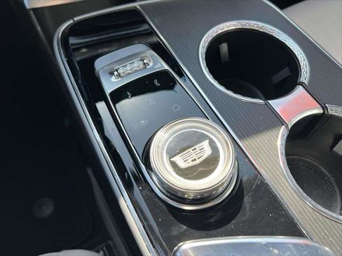 Certified 2024 Cadillac Lyriq Luxury image 31